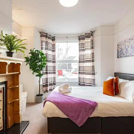 Brighstay 4 Bedroom House W Parking Sittingbourne Exterior photo