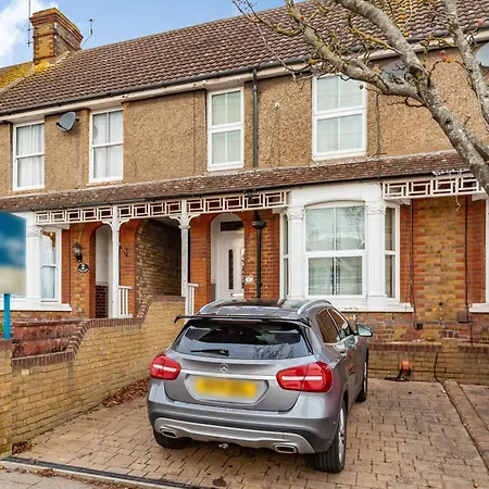Brighstay 4 Bedroom House W Parking Sittingbourne Exterior photo