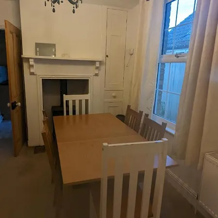 Brighstay 4 Bedroom House W Parking Sittingbourne Exterior photo