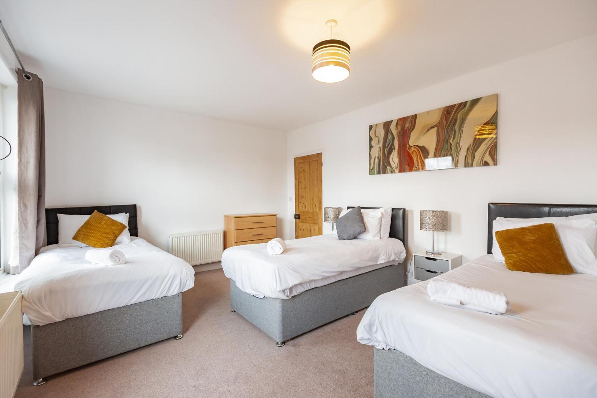 Holiday home Brighstay 4 Bedroom House W Parking Sittingbourne